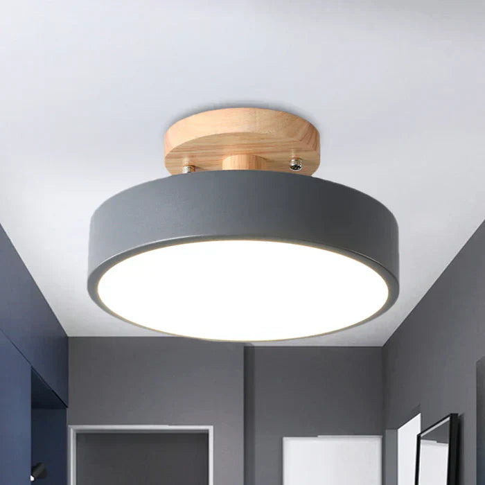 Scandinavische LED Plafondlamp met Houtdetails