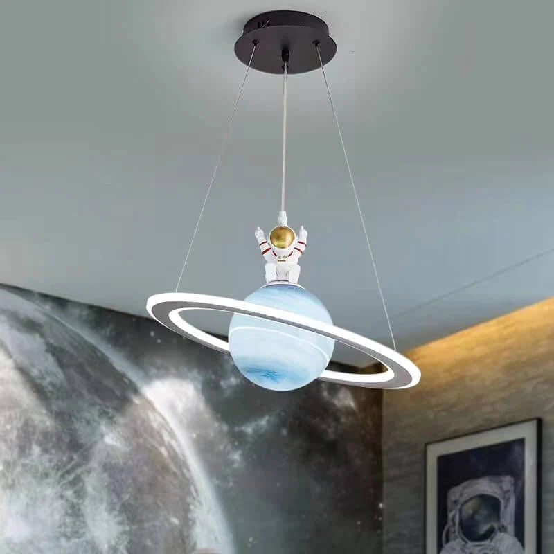 Betoverende LED Hanglamp met Planetenontwerp