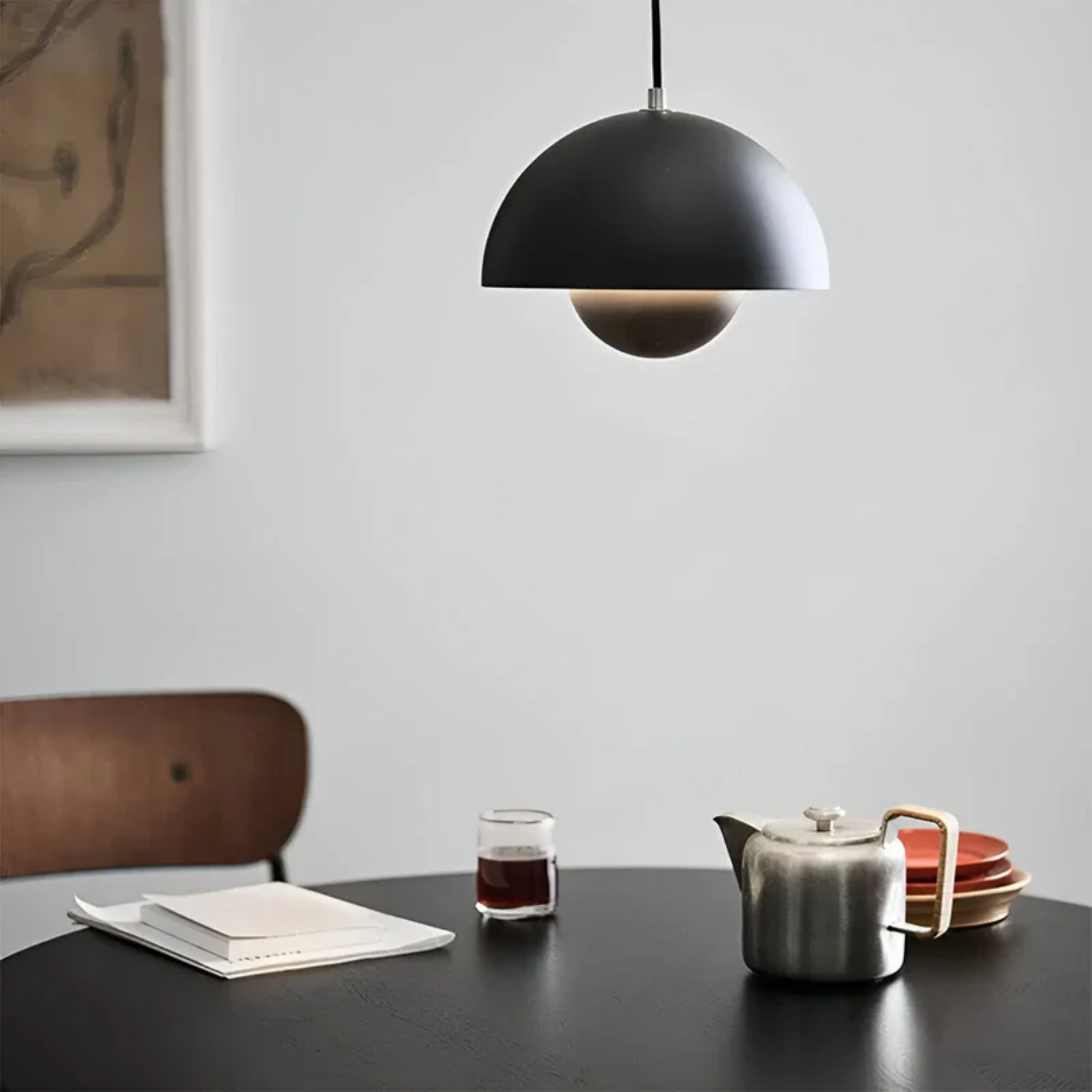 Elegante Scandinavische Hanglamp met Bloemontwerp