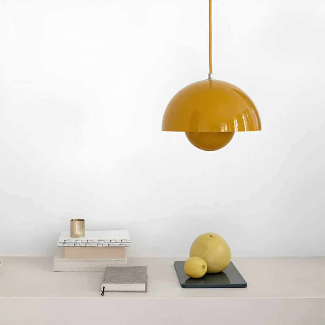 Elegante Scandinavische Hanglamp met Bloemontwerp
