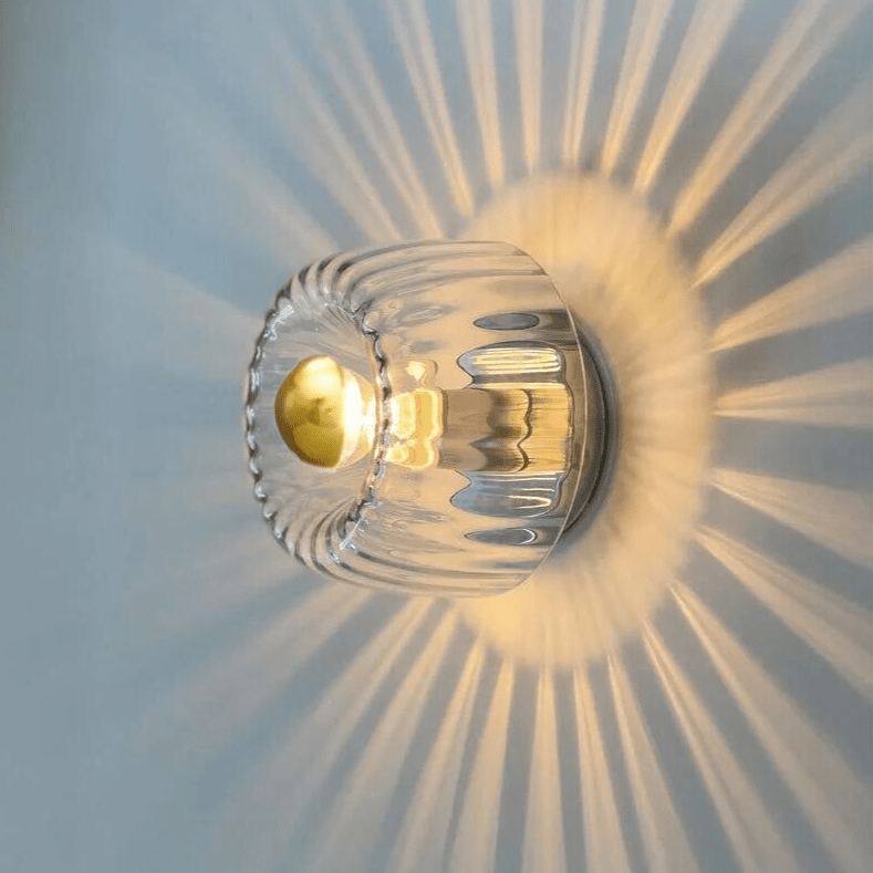 Elegante Bauhaus Wandlamp van Glas en Metaal