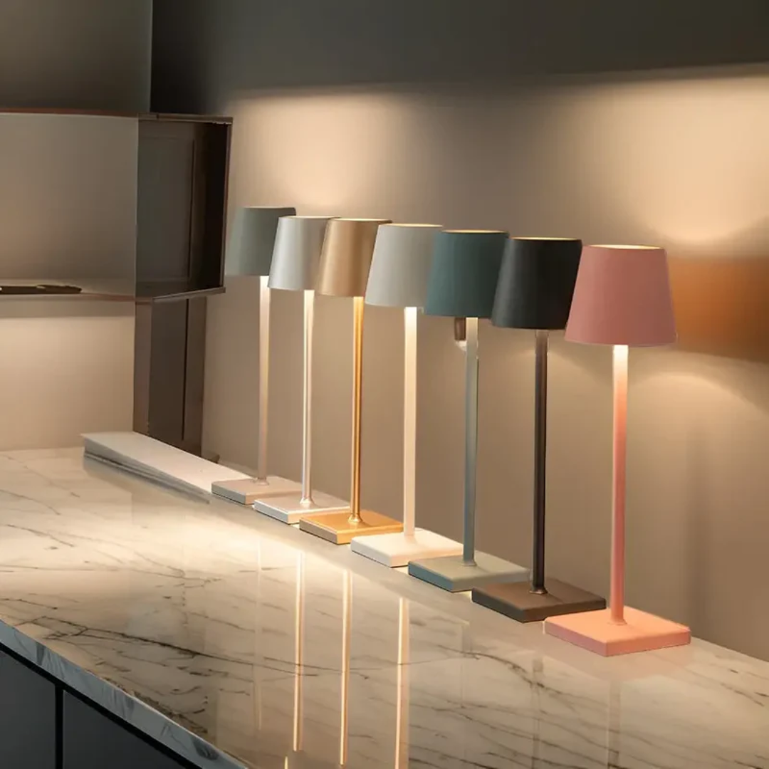 Elegante Draadloze Oplaadbare Tafellamp – Scandinavische Verlichting voor Elke Ruimte