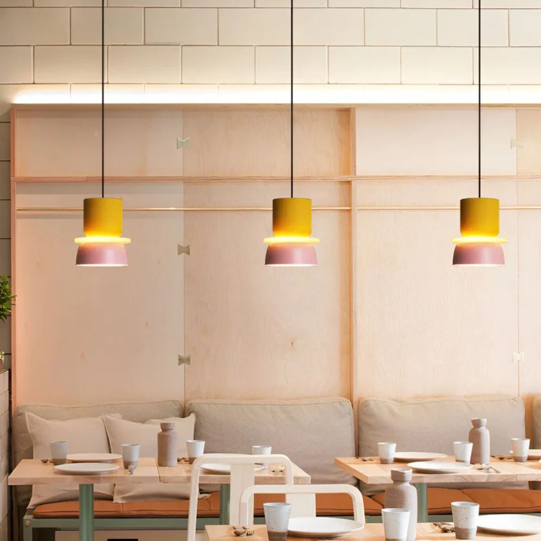 Kleurrijke LED Hanglamp voor Stijlvolle Verlichting