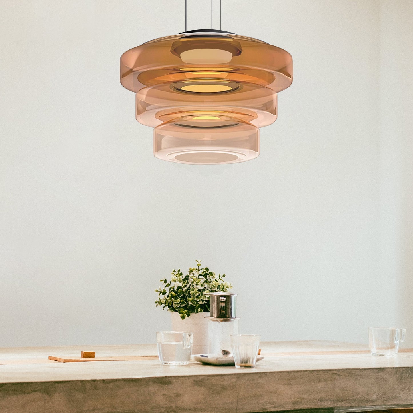 Bauhaus-Inspiratie: Elegante Glas Hanglamp