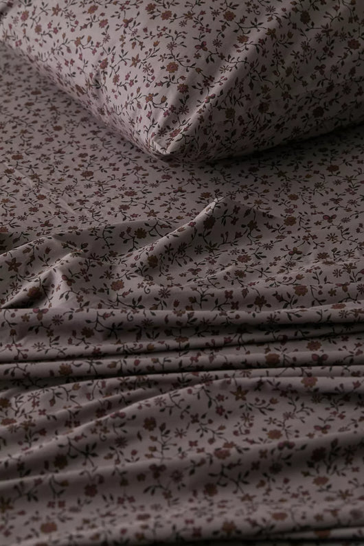 Bella Swan “Twilight” Sheet Set