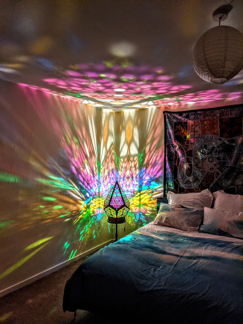 Betoverende Boheemse LED Tafellamp met Sterrenlicht