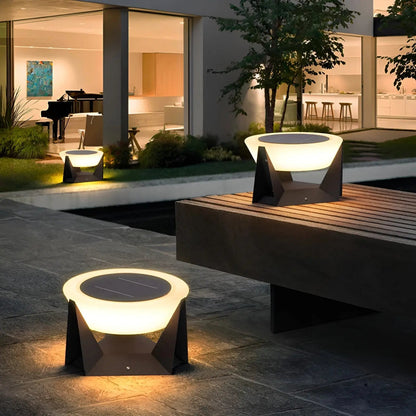 Elegante Zonne Tuinlamp in Japanse Stijl