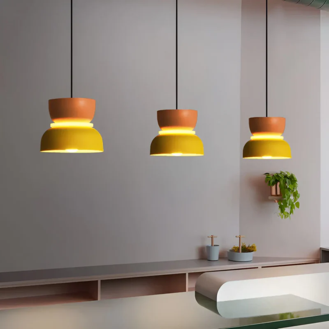 Kleurrijke LED Hanglamp voor Stijlvolle Verlichting
