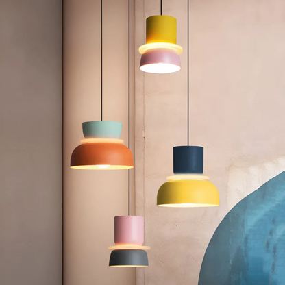 Kleurrijke LED Hanglamp voor Stijlvolle Verlichting