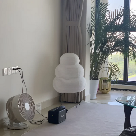 Serene Wabi-Sabi Vloerlamp voor Rustgevende Sfeer