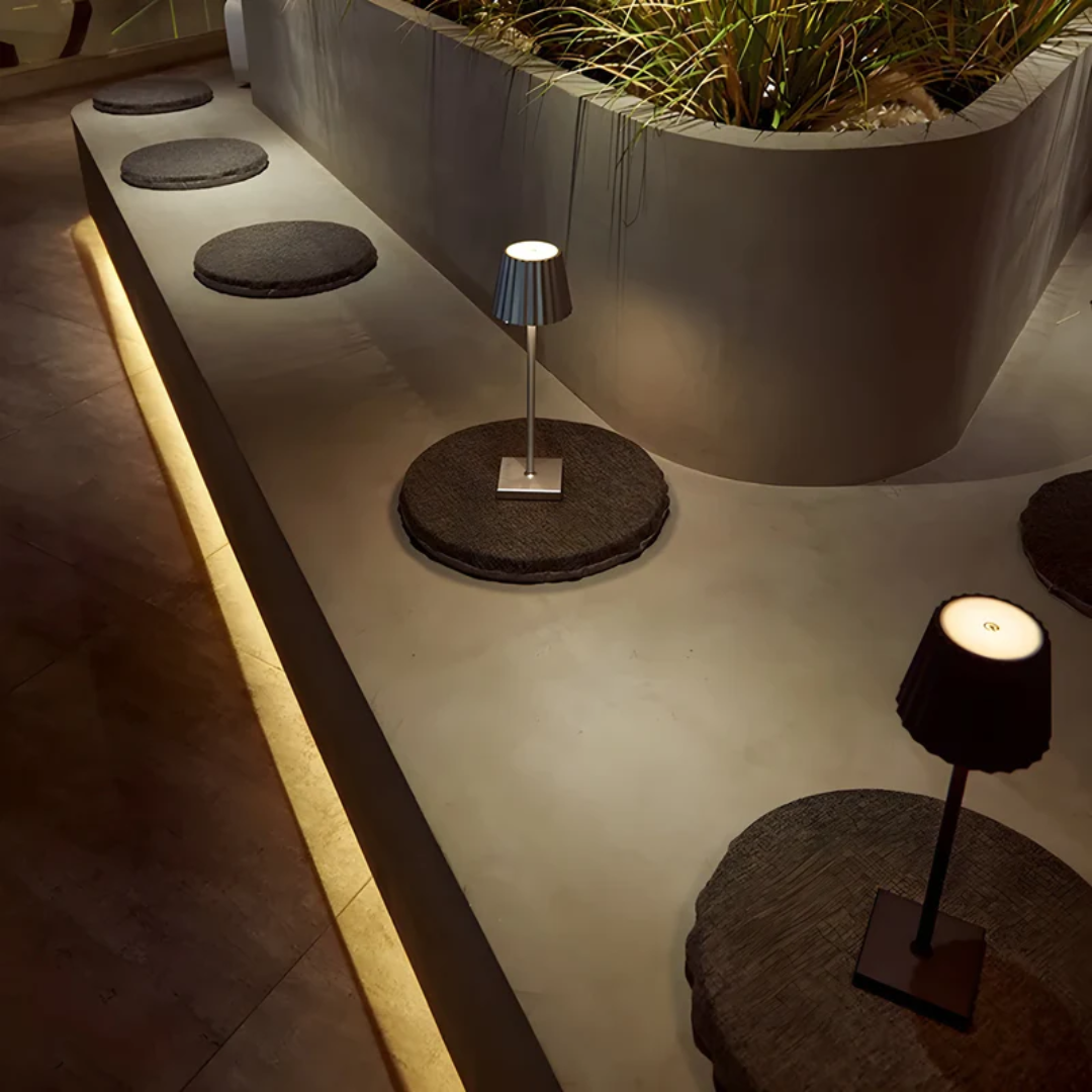 Elegante Draadloze Touch Tafellamp voor Binnen en Buiten