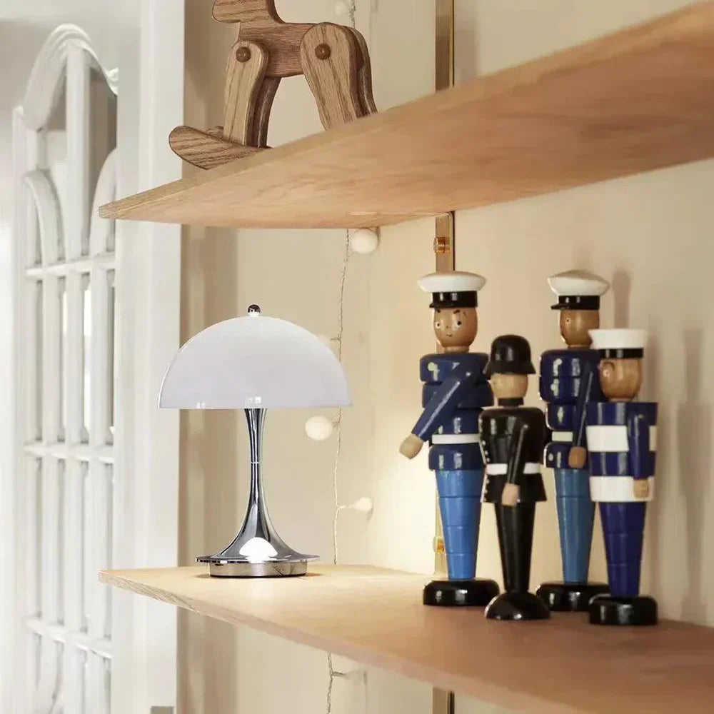 Speelse Draadloze LED Lamp met Kleuren