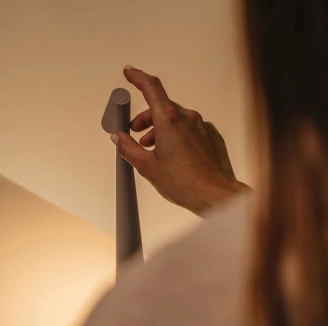 Elegante Draadloze LED Tafellamp voor Sfeervolle Verlichting
