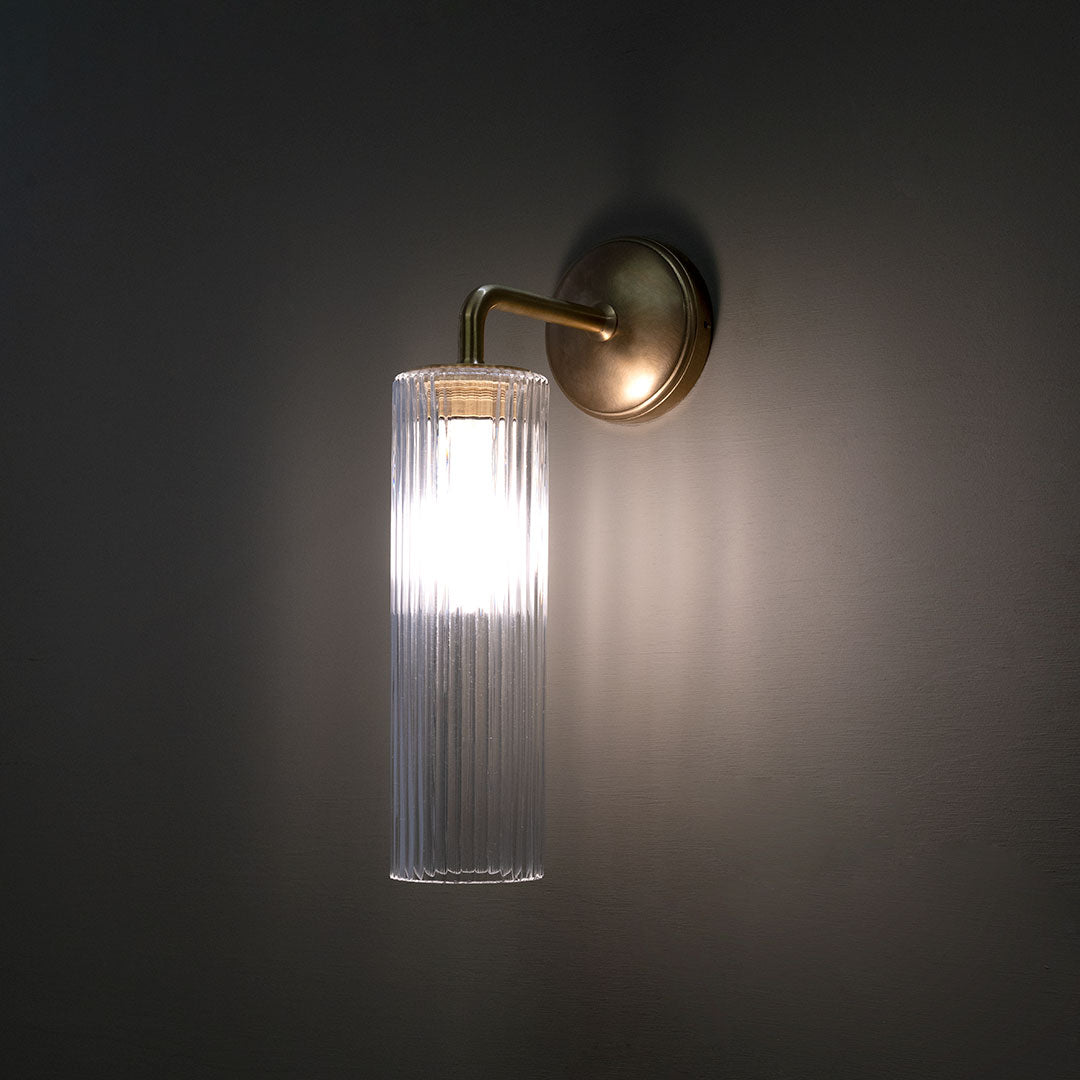Elegante Massief Messing Wandlamp met Glazen Diffuser